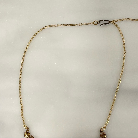 Sadie Green Dainty Dangle Necklace - Picture 5 of 8